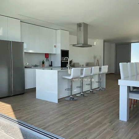 Golden Coast - Pedra Do Ouro, 15km Da Nazaré